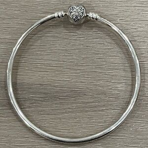 Pandora 925 Sterling Silver You Melt my Heart Charm Bangle Bracelet